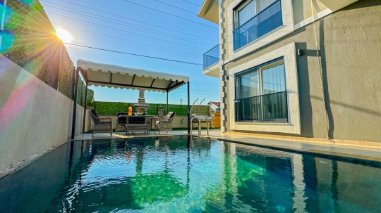 BLUE 8126 Fethiye Çalış'da 6 Kişilik Kiralık Tatil Villası