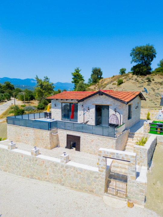 BLUE 7438 - Kaş Uğrar Köyünde 2 kişilik Balayı Villası