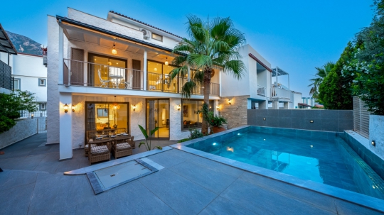 BLUE 7787 Kalkan Merkez Kiralık Villa