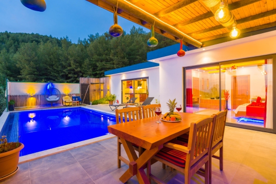 BLUE 7108 İslamlarda doğa içinde balayı villası