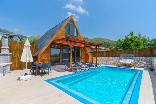 BLUE 8019 Kalkan Üzümlü'de 4 Kişilik Kiralık Tatil Villası