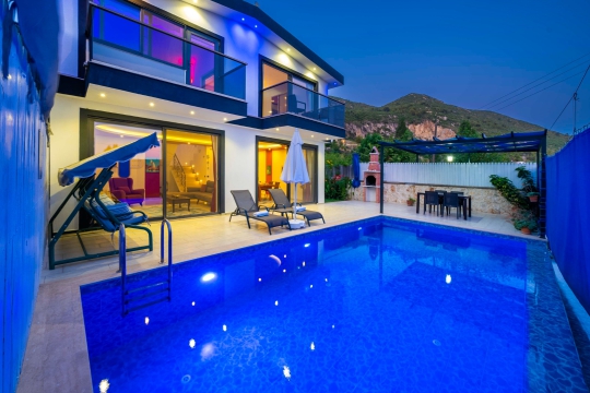 BLUE 8005 Kalkan  İslamlar'da 2 Kişilik Kiralık Tatil Villası
