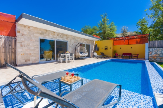 BLUE 7685 - Kalkan Üzümlü Korunaklı Tatil Villaları