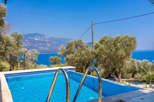 Antalya Kaş Yeşilköy'de 2 Kişilik Doğa İçinde Tatil Villası