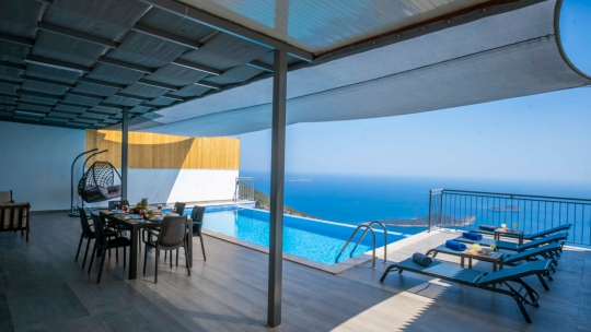 BLUE 8008 Kalkan Kördere'de 6 Kişilik Kiralık Tatil Villası