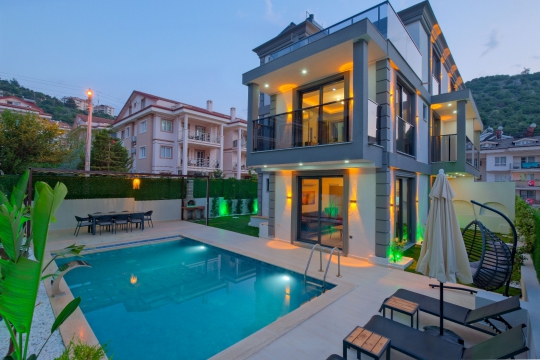 Fethiye Merkez Patlangıç'da 6 Kişilik Doğa İçinde Tatil Villası