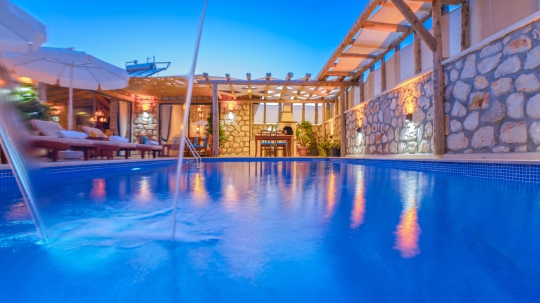 BLUE 7994 Kalkan Ordu'da 4 Kişilik Kiralık Tatil Villası