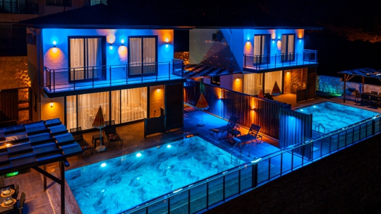 BLUE 8046 Kaş Ağullu'da 4 Kişilik Kiralık Tatil Villası