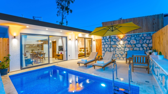 BLUE 7995 Kalkan Ordu'da 2 Kişilik Kiralık Tatil Villası