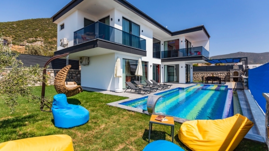 BLUE 7883 Kalkan/Yeşilköy'de Özel Yüzme Havuzlu Saunalı Kiralık Tatil Villası