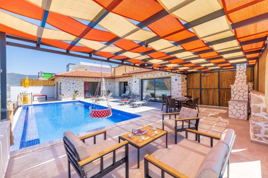 BLUE 7343 Kalkan Yeşilköy'de Korunaklı Tatil Villası