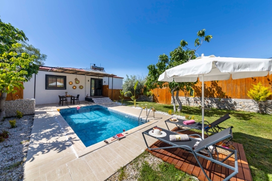 BLUE 7733 Kalkan Kiralık Balayı Tatil Villası